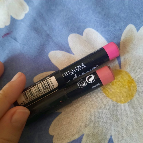 Maybelline pencil lipsticks used, fuchsia and pink, set of 2