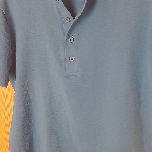 Rebel blue t-shirt size S like new