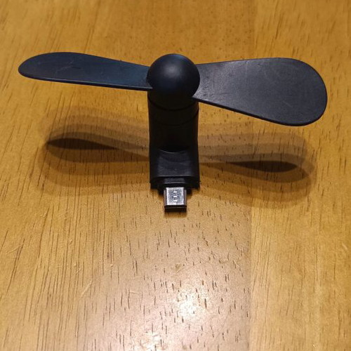 Mobile fan like new with micro USB connector