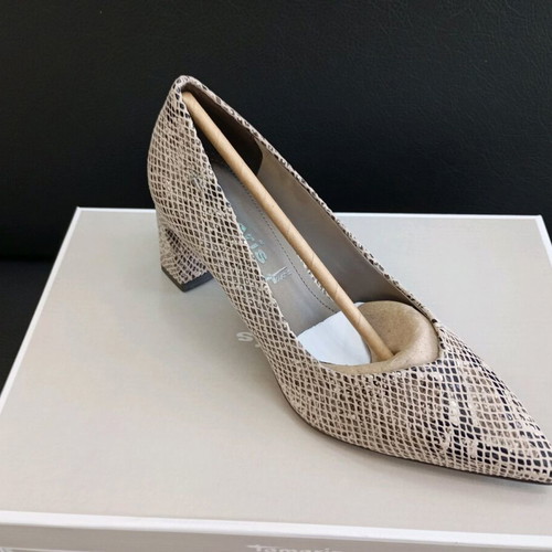Tamaris pumps new design with box