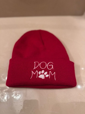 Dog Mom Red Knit Cap New One Size