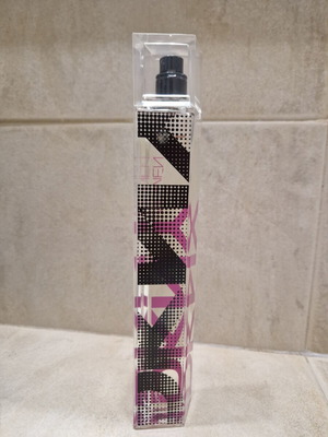 DKNY Women perfume like new, authentic