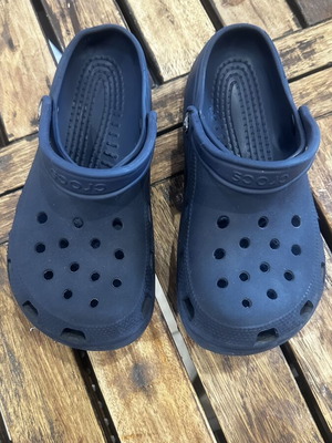 Crocs shoes size 37, blue