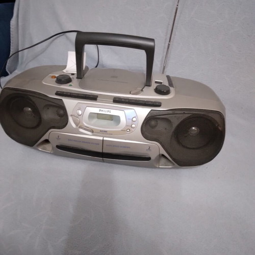 Radio cassette player and CD used
