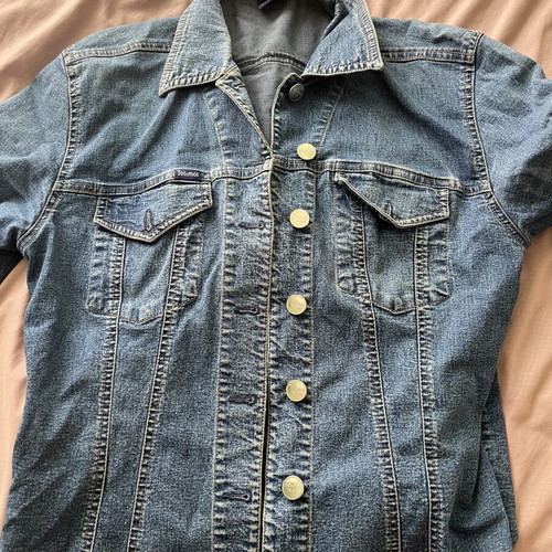 Jean jacket Toi&Moi like new, blue, fits small-medium