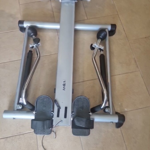 Elliptical machine like new