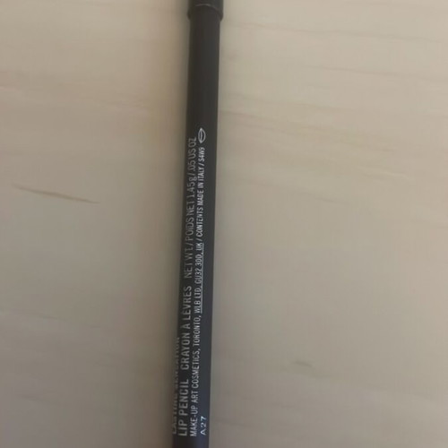 Mac lip pencil Lasting Sensation and eyeshadow Paradisco like new