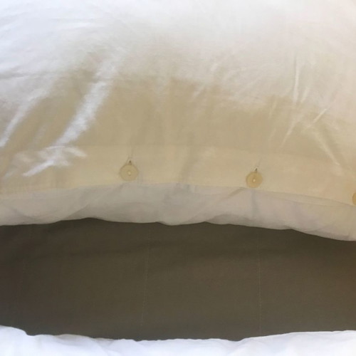 Pillows used, set of 2 pieces 60 x 60 cm with pillowcases