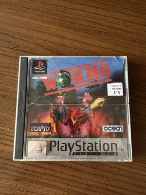 Worms PlayStation 1 game used, complete and functional