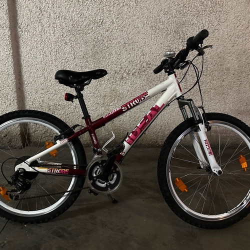 Ideal Strobe 24” women's kids bicycle used with aluminum frame