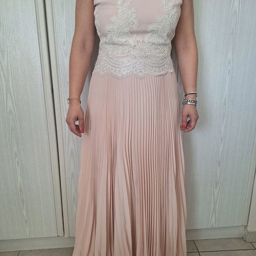 Long formal pleated dress Access like new