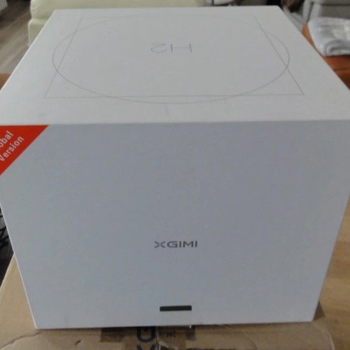 XGIMI H2 Projector 1080P Home Theater with Android Box like new