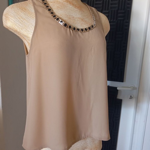Iris women's top beige like new, size S/M