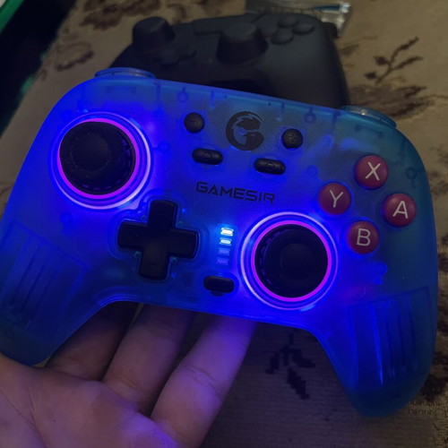 Gamesir Nova Gamepad like new with motion sensor and hard case