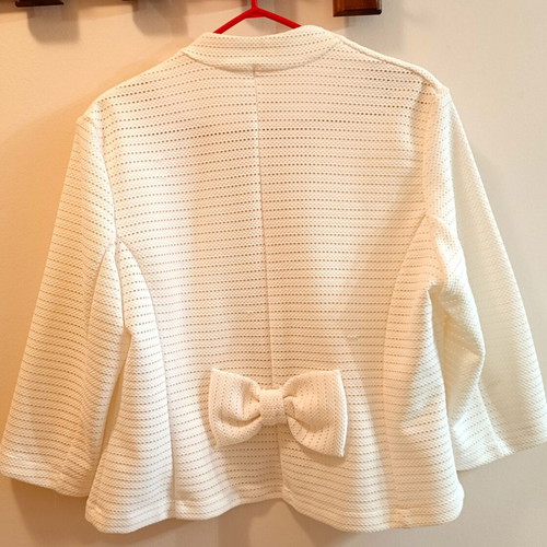 Donna Martha white summer cardigan with bow detail