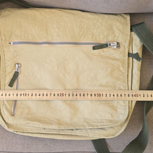 Laptop bag crossbody khaki like new