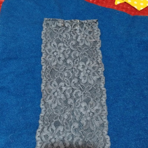 Artistic lace belt like new, blue