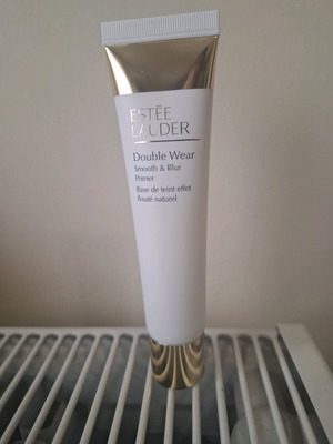 Estée Lauder Double Wear Smooth and Blur Primer new