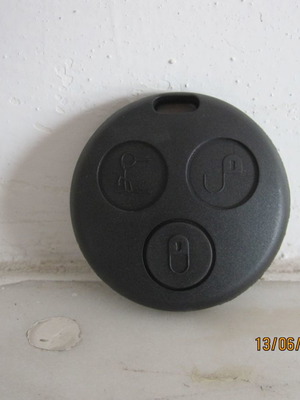 Key shell for Smart 450 '98-'06 in excellent condition