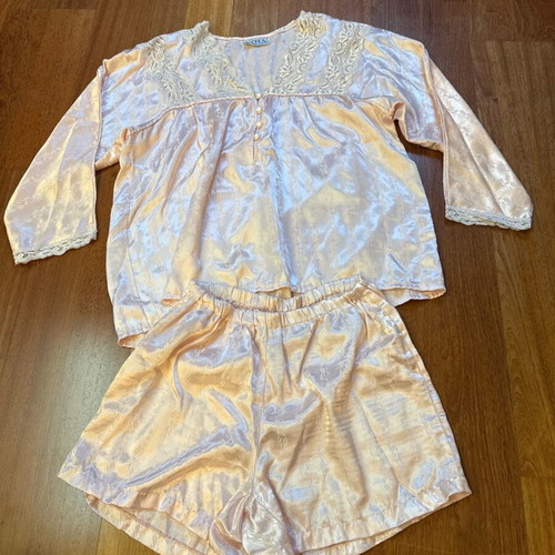 Nota Lingerie pajama set used, pink, loose fit, size L