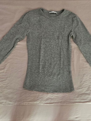 Bershka Gray Long Sleeve Fitted T-Shirt XS New