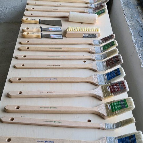 Paint brushes and rollers unused, German quality, 110 pcs