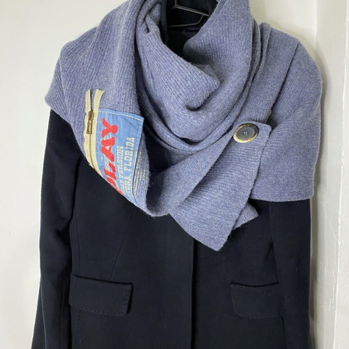 Replay scarf like new, grey and blue with pocket and zipper
