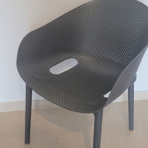 Sky armchairs set of 4 like new, dark grey polypropylene