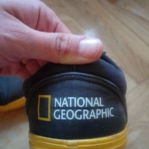 Vans National Geographic sneakers size 8.5 like new