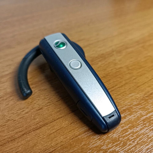Sony-Ericsson HBH-65 Bluetooth headset like new