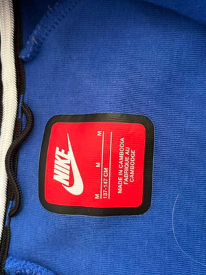Nike Tech Fleece sweatshirt blue/navy with zipper size M (137–147 cm)