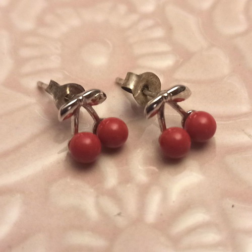 Silver stud earrings with cherries used