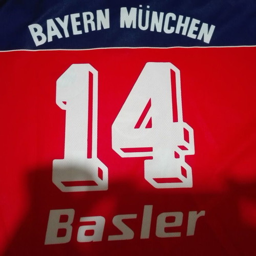 Bayern Munich vintage sports t-shirt used, official replica