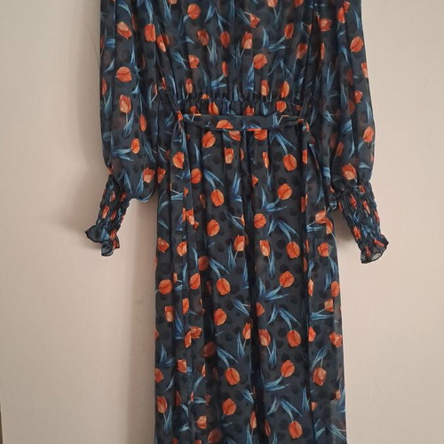 Mallory The Label winter dress like new, colorful, size M/L