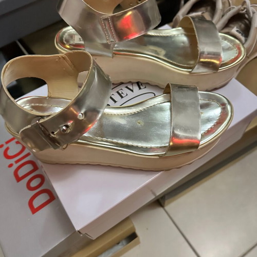 Steve Madden sandals used, size 38.5