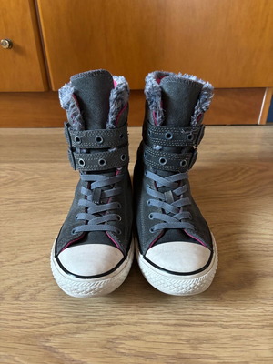 Converse γυναικεία μποτάκια