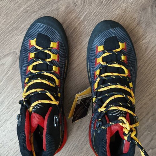 La Sportiva Aequilibrium Hike GTX hiking shoes, women's size 40.5