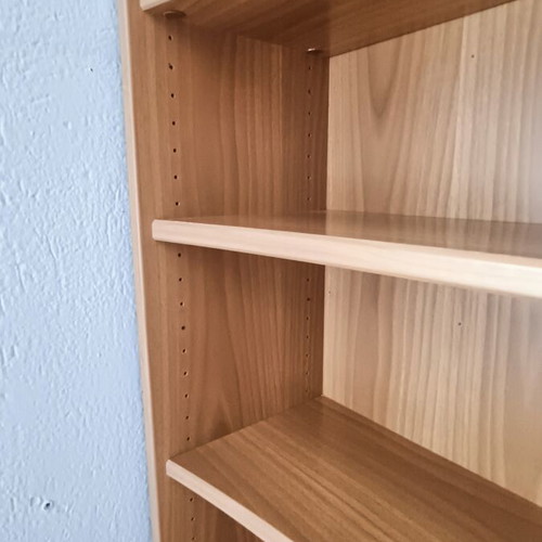 Neoset desk and bookshelf used with LED light