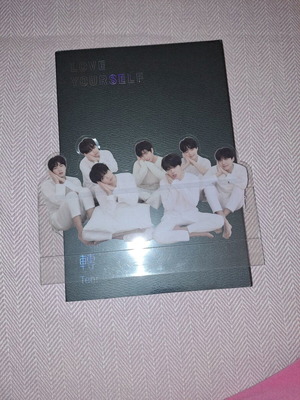 BTS Love Yourself Tear -Version Y like new