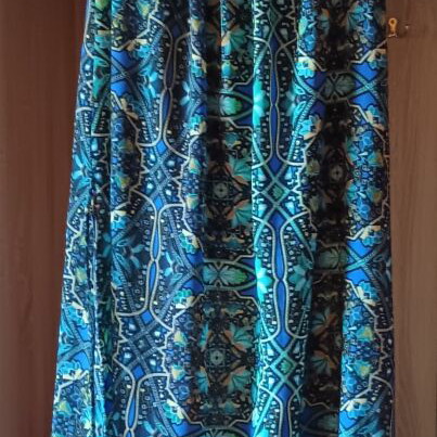 Maxi dress Milk and Honey large used, blue and green