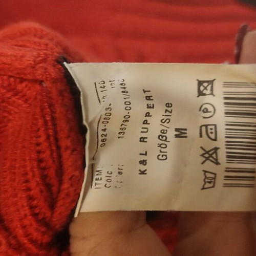 Tantum ON men's zipper sweater size M like new, red and black