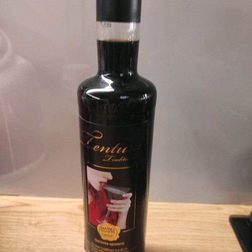 Tentura liqueur sealed