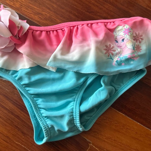 Swimsuit for 3-year-old girl like new