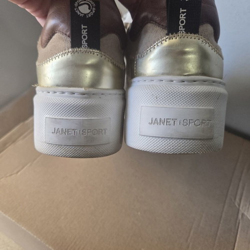 Janet & Janet brown double-layer leather sneakers size 38 like new