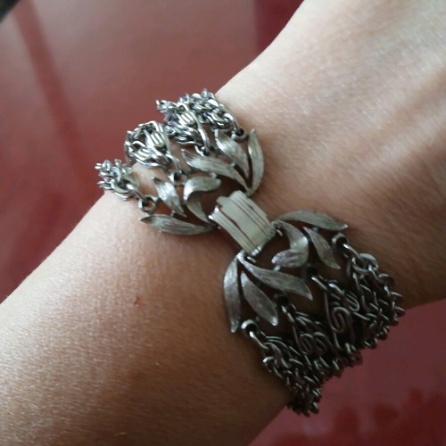 Bracelet Lisner 18 cm like new, good material