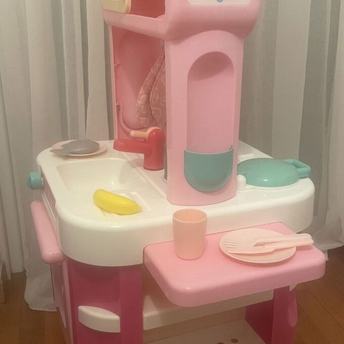 ELC children's kitchen like new with 16 accessories