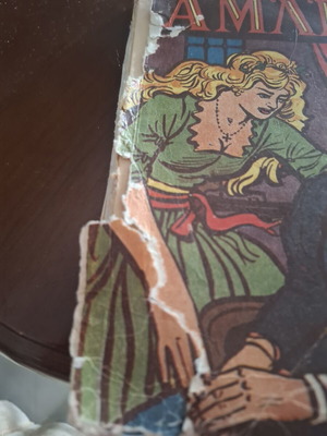 Hamlet book, old collectible 1963 edition