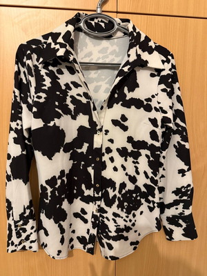 Zara shirt S with black and white pattern like new
