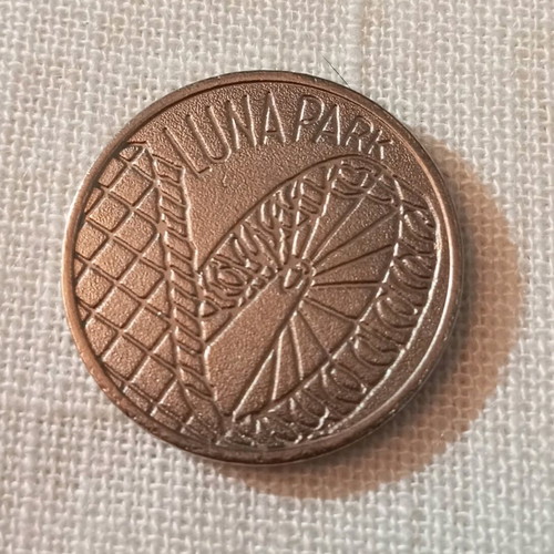 Luna Park coin used, vintage