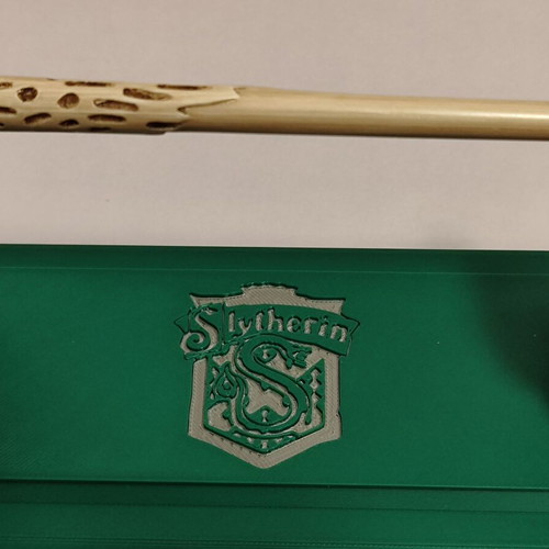 Harry Potter Hogwarts Slytherin Wand Stand new 3D printed